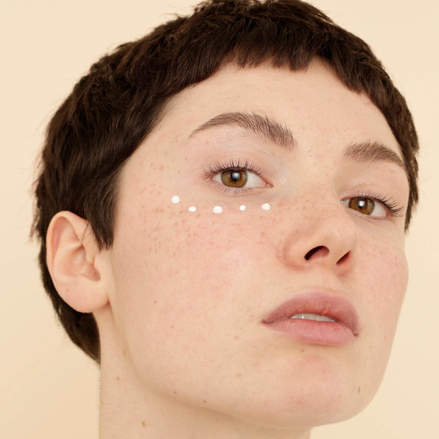 Contour des yeux - Labote